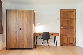 Dolphin Bay Beach Resort