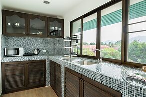 Dolphin Bay Beach Resort