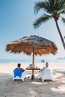 Dolphin Bay Beach Resort