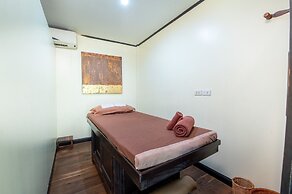 Dolphin Bay Beach Resort