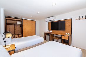 Dolphin Bay Beach Resort