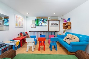 Dolphin Bay Beach Resort