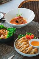 Dolphin Bay Beach Resort