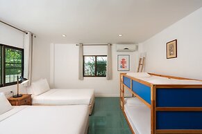 Dolphin Bay Beach Resort