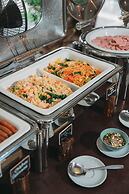 Dolphin Bay Beach Resort