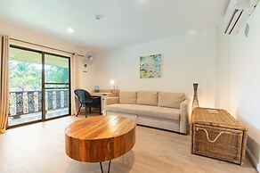 Dolphin Bay Beach Resort