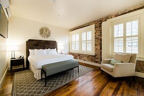 Hotel Florence, Tapestry Collection by Hilton