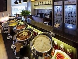 Microtel by Wyndham Acropolis