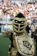 Holiday Inn Express & Suites Orlando East - UCF Area by IHG