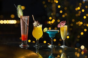 Golden Lotus Luxury Hotel