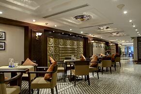 Golden Lotus Luxury Hotel