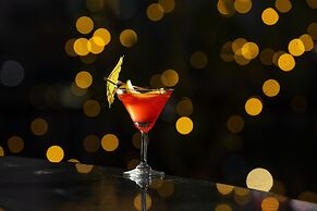 Golden Lotus Luxury Hotel