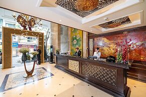 Golden Lotus Luxury Hotel