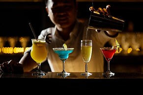 Golden Lotus Luxury Hotel