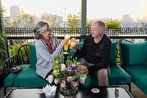 Golden Lotus Luxury Hotel