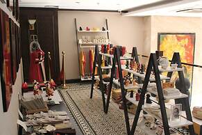 Golden Lotus Luxury Hotel