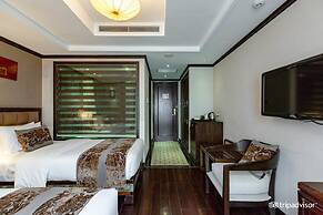 Golden Lotus Luxury Hotel