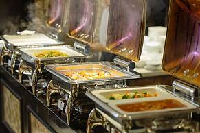 Golden Lotus Luxury Hotel