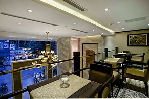 Golden Lotus Luxury Hotel