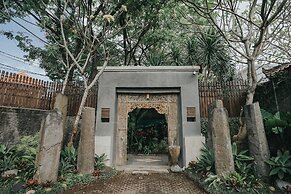 Alam Bidadari Seminyak Villas