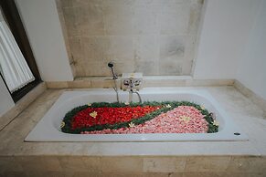 Alam Bidadari Seminyak Villas