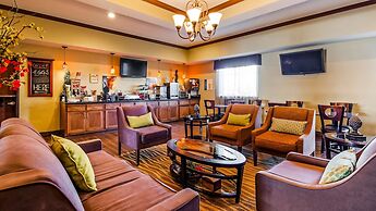 Best Western Plus Seminole Hotel & Suites