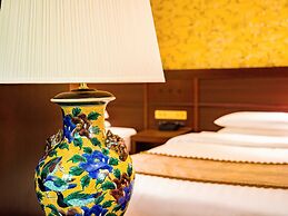 Kanazawa Hakuchoro Hotel Sanraku