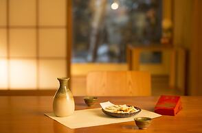Kanazawa Hakuchoro Hotel Sanraku