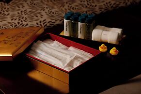 Kanazawa Hakuchoro Hotel Sanraku