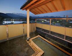 Kyoto Arashiyama Onsen Ryokan Hanaikada