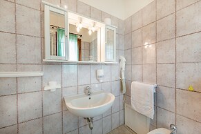 Marina Manna Hotel & Club Village