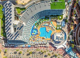 HOVIMA La Pinta Beachfront Family Hotel