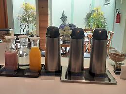 Garibaldi Business Hotel