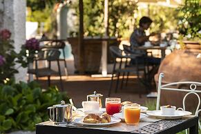 Botania Relais & Spa - The Leading Hotels of the World.