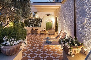 Botania Relais & Spa - The Leading Hotels of the World.