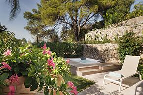 Botania Relais & Spa - The Leading Hotels of the World.
