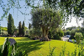 Botania Relais & Spa - The Leading Hotels of the World.