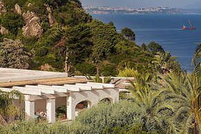 Botania Relais & Spa - The Leading Hotels of the World.
