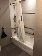 Hampton Inn & Suites Chapel Hill-Carrboro/Downtown