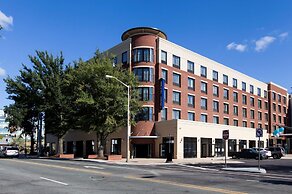 Hampton Inn & Suites Chapel Hill-Carrboro/Downtown