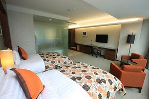 High1 Grand Hotel Convention Tower