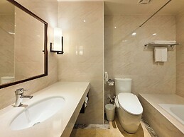 CHECK Inn Taichung LaiLai