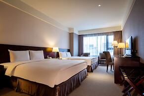 CHECK Inn Taichung LaiLai