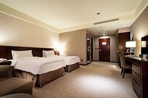 CHECK Inn Taichung LaiLai