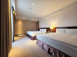 CHECK Inn Taichung LaiLai