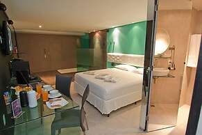 Forum Motel