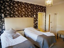 The Saracens Head Hotel