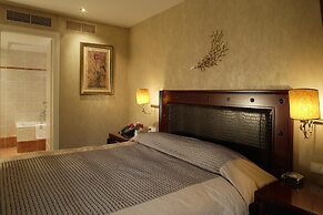 Theoxenia House Hotel