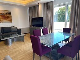 Theoxenia House Hotel