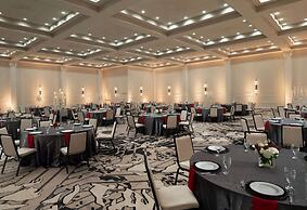 Hotel Flor Tampa Downtown, Tapestry Collection by Hilton